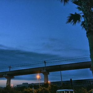 日本护士喂老头奶
