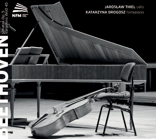 日本护士喂老头奶
